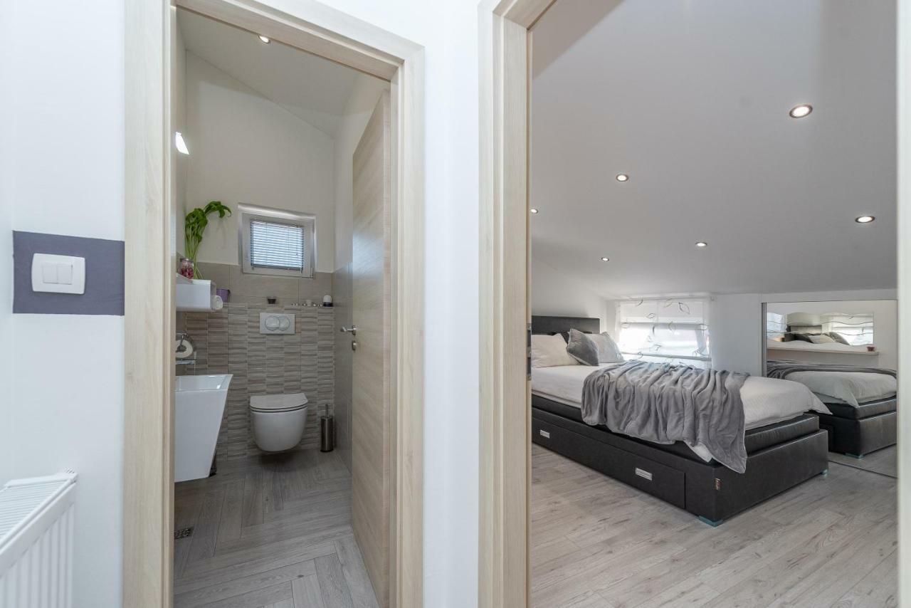 Apartments Luky Zadar Eksteriør billede