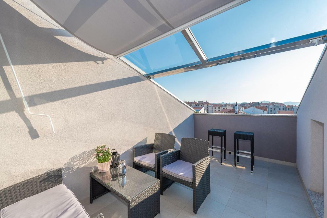 Apartments Luky Zadar Eksteriør billede