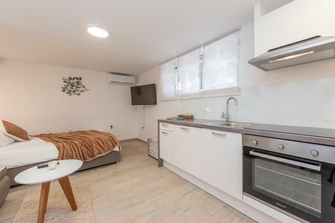 Apartments Luky Zadar Eksteriør billede